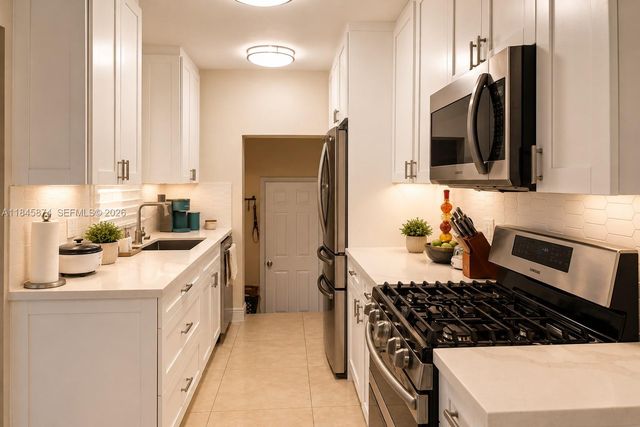 117 W 34th Street, Hialeah, FL 33012