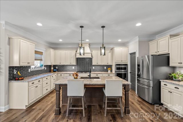 2915 S Point Road, Belmont, NC 28012