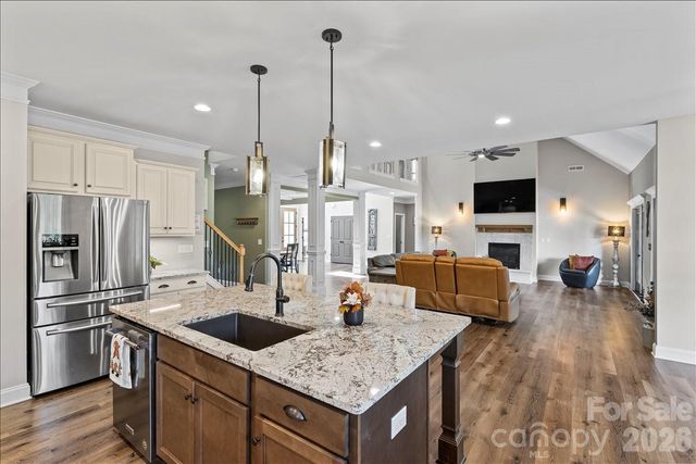 2915 S Point Road, Belmont, NC 28012