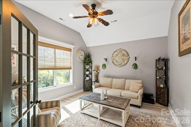 2915 S Point Road, Belmont, NC 28012