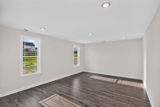 5018 Salient Dr, Spring Hill, TN 37174