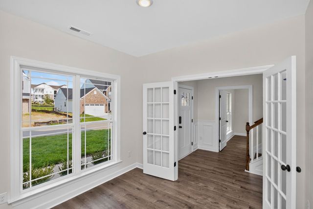 5018 Salient Dr, Spring Hill, TN 37174