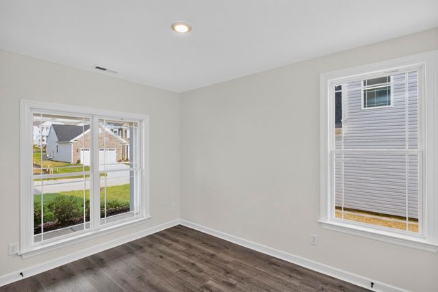 5018 Salient Dr, Spring Hill, TN 37174