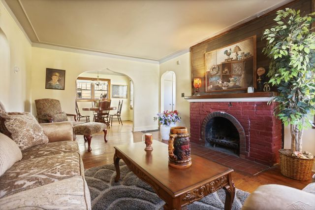 1412 N Carolina Street, Saginaw, MI 48602