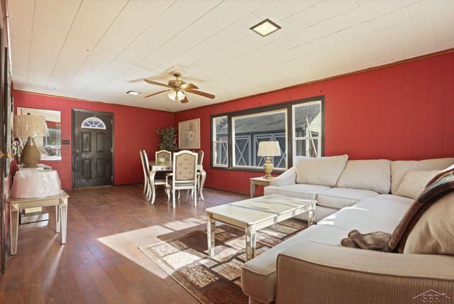 1412 N Carolina Street, Saginaw, MI 48602