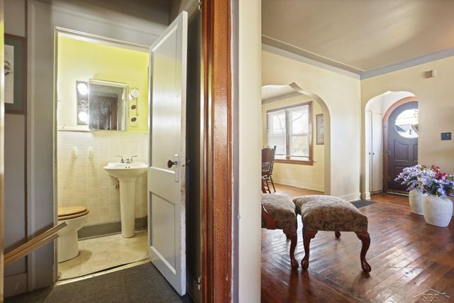 1412 N Carolina Street, Saginaw, MI 48602