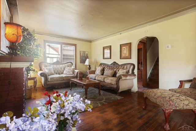 1412 N Carolina Street, Saginaw, MI 48602