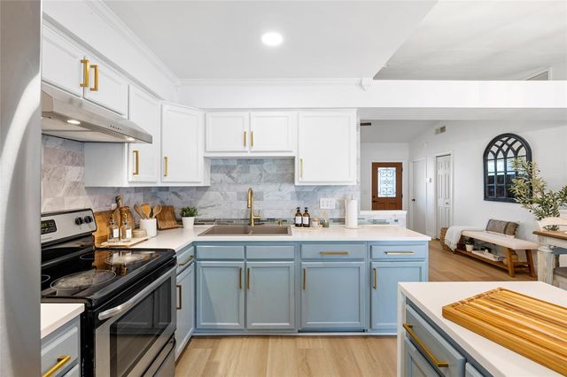 5716 RIDGESTONE DRIVE, Tampa, FL 33625