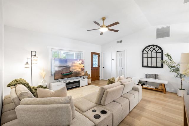 5716 RIDGESTONE DRIVE, Tampa, FL 33625