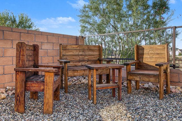 1808 Villa Contesa Loop NW, Los Lunas, NM 87031