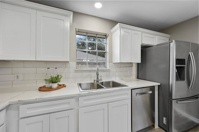 2205 Westlake Drive, Plano, TX 75075