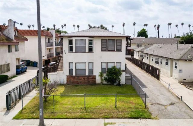 127 S Atlantic Boulevard, Alhambra, CA 91801