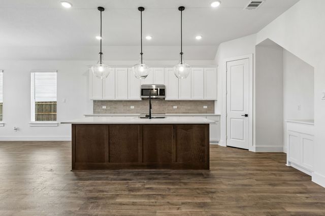 10453 Livestock Avenue, Venus, TX 76084