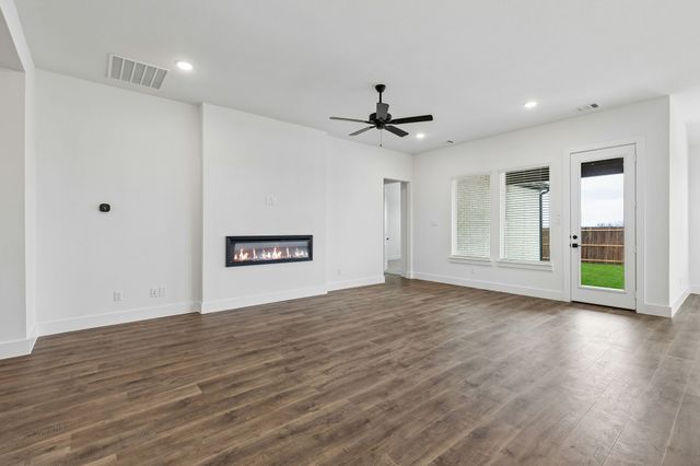 10453 Livestock Avenue, Venus, TX 76084