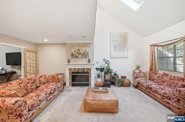 48 Beacon Hill Road D, West Milford, NJ 07480