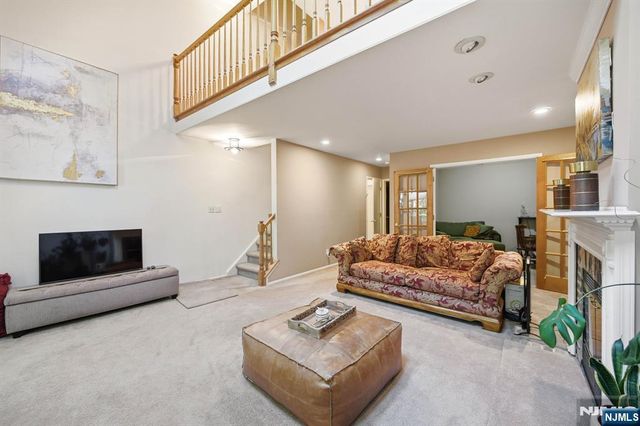 48 Beacon Hill Road D, West Milford, NJ 07480