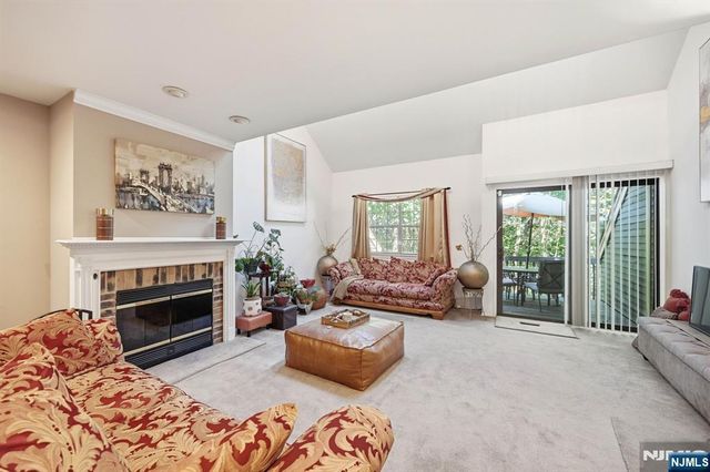 48 Beacon Hill Road D, West Milford, NJ 07480