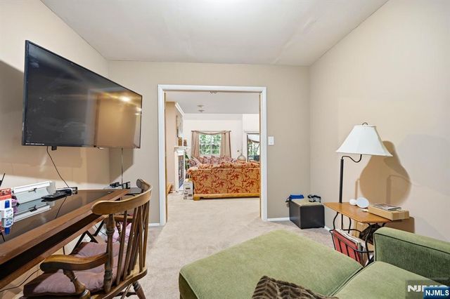 48 Beacon Hill Road D, West Milford, NJ 07480