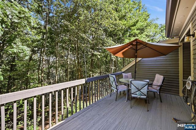 48 Beacon Hill Road D, West Milford, NJ 07480