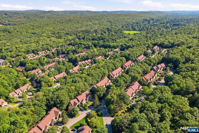 48 Beacon Hill Road D, West Milford, NJ 07480