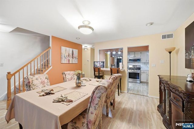 48 Beacon Hill Road D, West Milford, NJ 07480