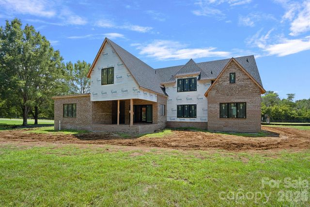 1011 Helaina Court, Waxhaw, NC 28173