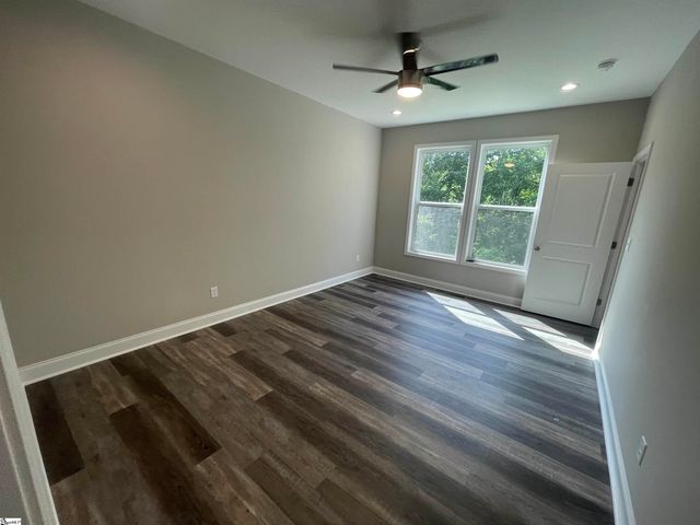 709 Rockcliff Street, Greenville, SC 29617