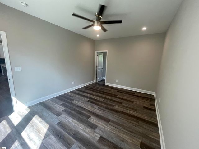 709 Rockcliff Street, Greenville, SC 29617