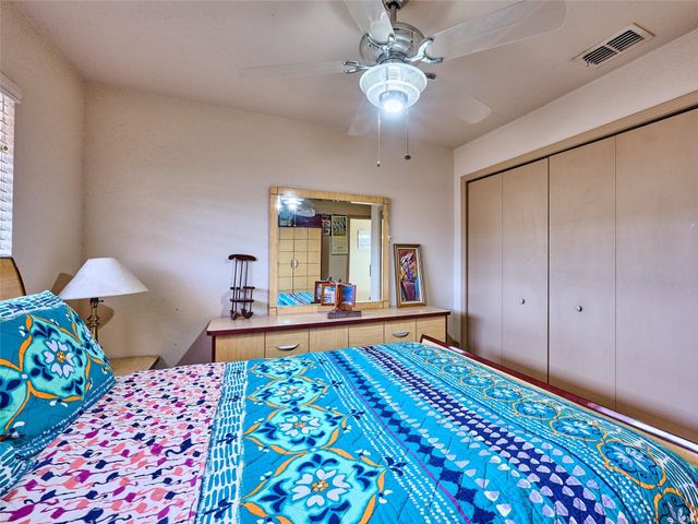 33 Spinning Wheel Lane 33, Tamarac, FL 33319