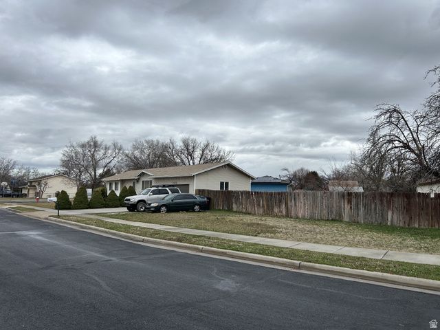 1420 W 1750 N, Layton, UT 84041