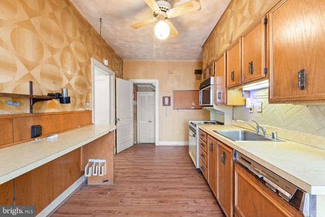 1702 WEBSTER ST NW, Washington, DC 20011