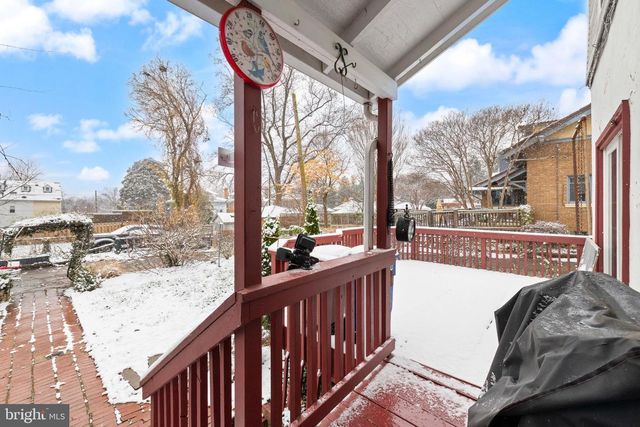 1702 WEBSTER ST NW, Washington, DC 20011