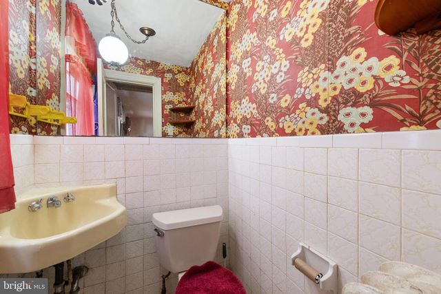 1702 WEBSTER ST NW, Washington, DC 20011