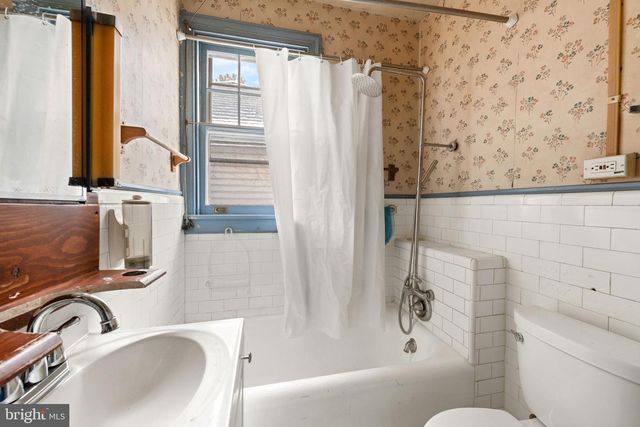 1702 WEBSTER ST NW, Washington, DC 20011