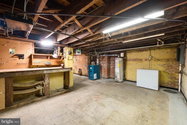 1702 WEBSTER ST NW, Washington, DC 20011