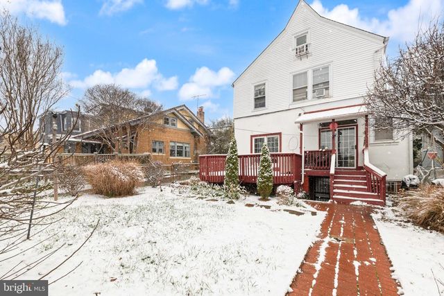 1702 WEBSTER ST NW, Washington, DC 20011