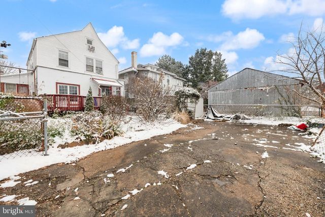 1702 WEBSTER ST NW, Washington, DC 20011