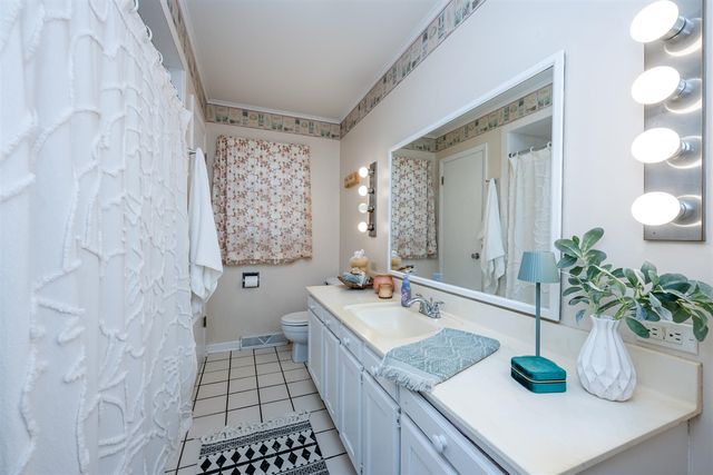 1738 Maiden Lane, Saint Joseph, MI 49085