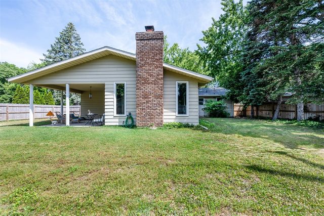 1738 Maiden Lane, Saint Joseph, MI 49085