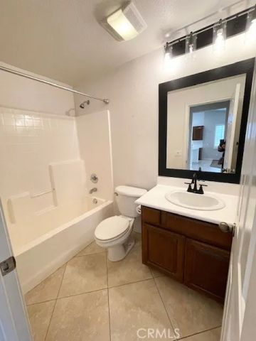 34276 Torrey Pines Ct, Lake Elsinore, CA 92532