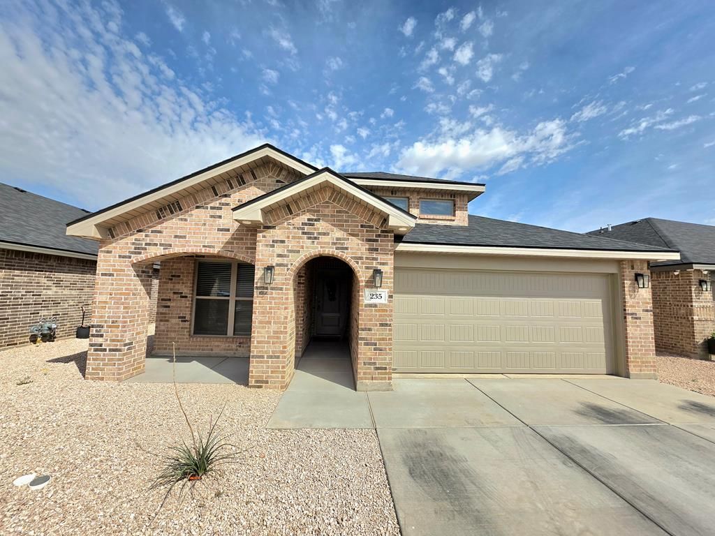 235 Trailblazer Ln, Odessa, TX 79765