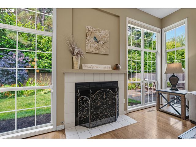 15465 TANAGER Dr, Lake Oswego, OR 97035