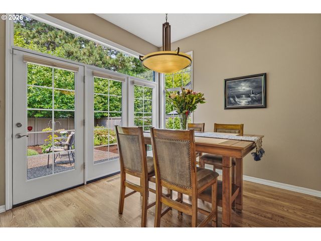 15465 TANAGER Dr, Lake Oswego, OR 97035