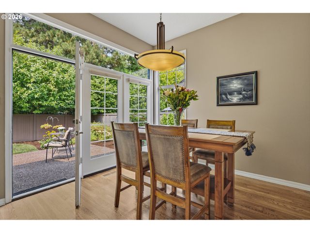 15465 TANAGER Dr, Lake Oswego, OR 97035