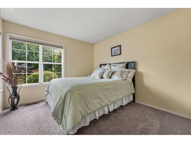 15465 TANAGER Dr, Lake Oswego, OR 97035