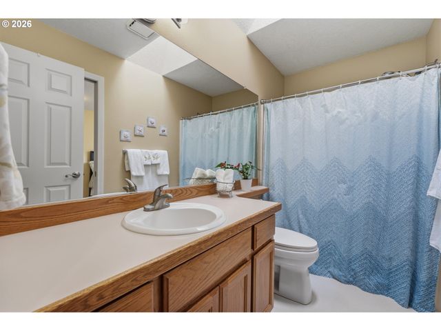 15465 TANAGER Dr, Lake Oswego, OR 97035