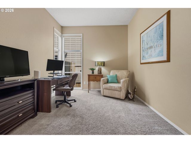 15465 TANAGER Dr, Lake Oswego, OR 97035