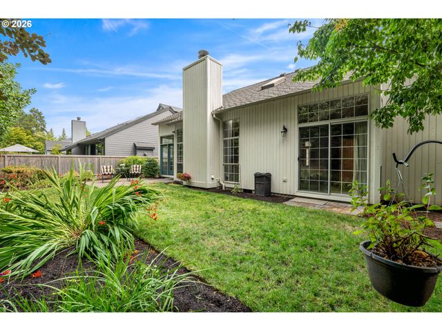 15465 TANAGER Dr, Lake Oswego, OR 97035