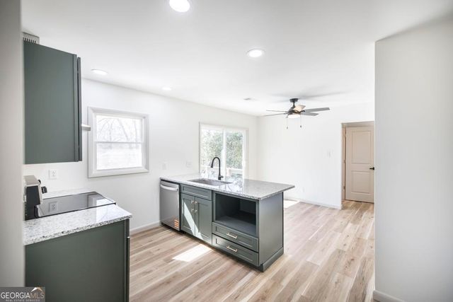 103 Spring Street, Warner Robins, GA 31088