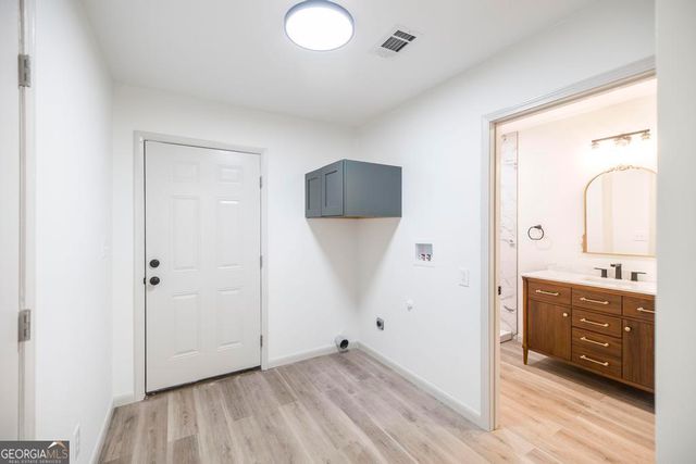 103 Spring Street, Warner Robins, GA 31088